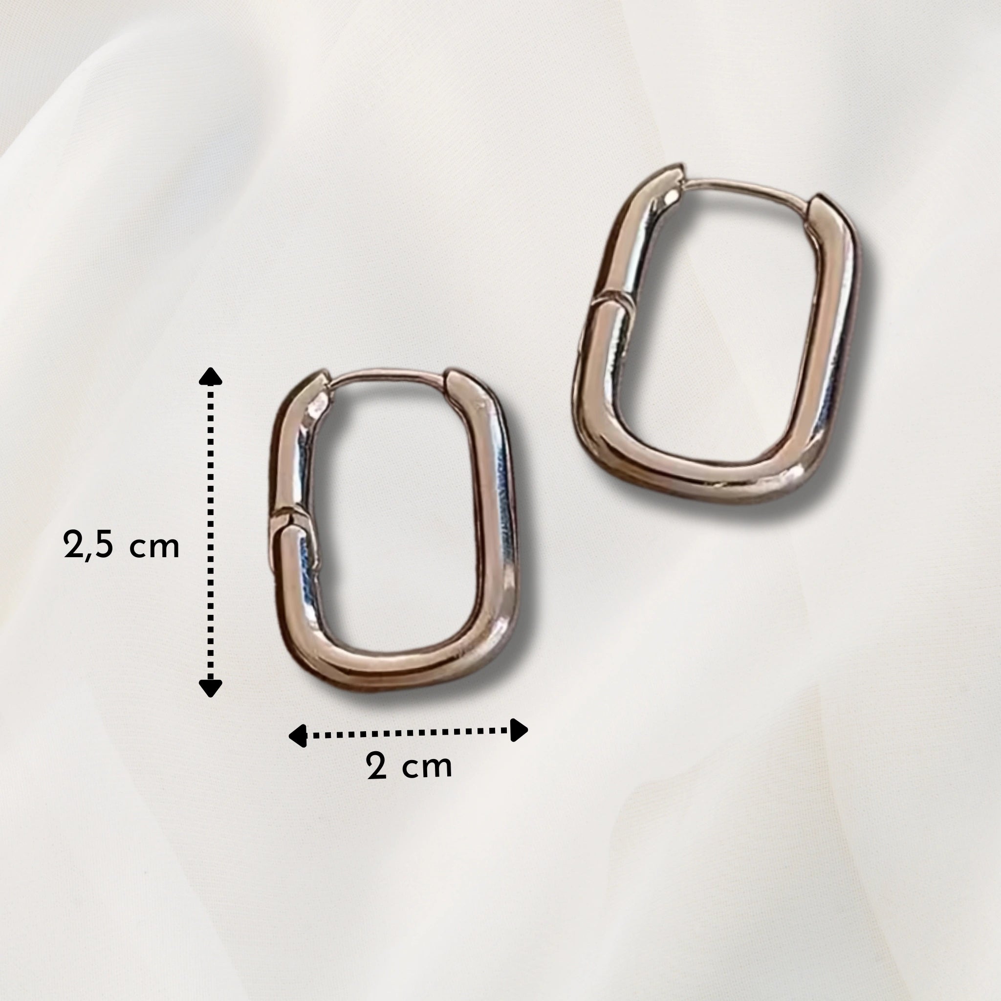 Créoles rectangulaire en acier inoxydable or ou argent