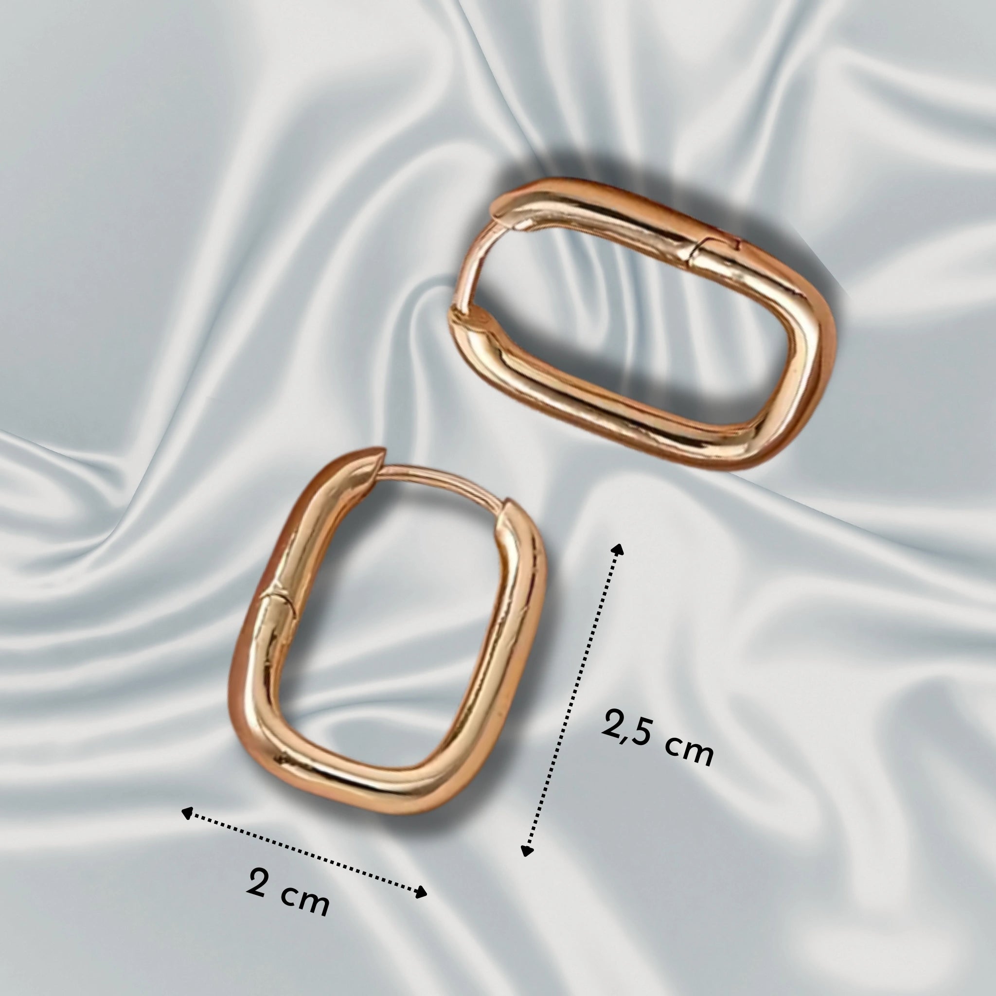 Créoles rectangulaire en acier inoxydable or ou argent