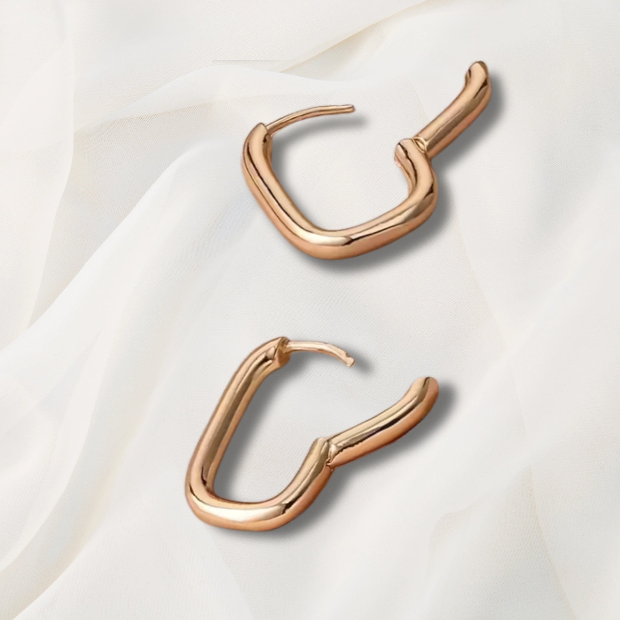 Créoles rectangulaire en acier inoxydable or ou argent