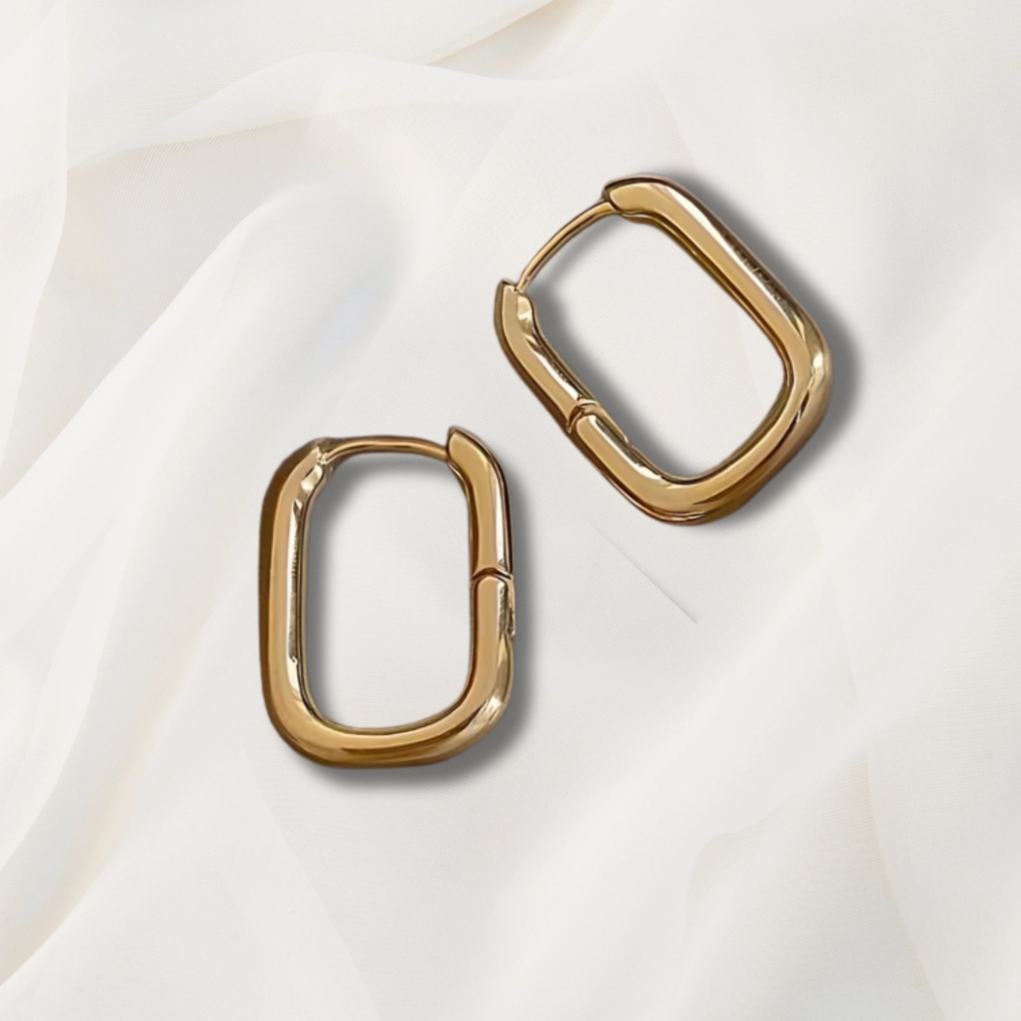 Créoles rectangulaire en acier inoxydable or ou argent