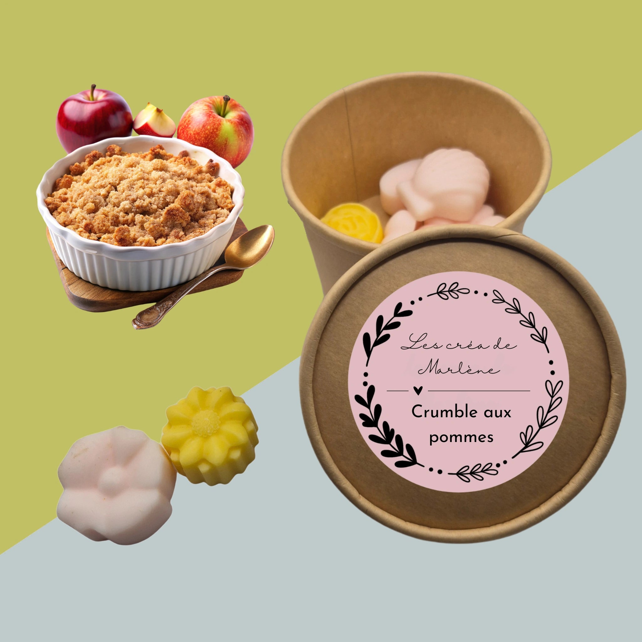 Boîte couleur kraft avec couvercle posé devant montrant l’étiquette de la marque et le nom de la senteur, contenant des fondants en cire de soja parfumés au crumble aux pommes, sur fond bicolore jaune et blanc cassé avec une photo d’un crumble dans une coupelle, deux pommes et une cuillère dorée à côté. Deux fondants posés à côté pour montrer un aperçu du contenu de la boîte.